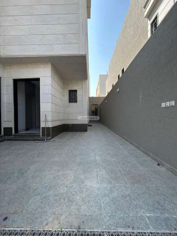 فيلا 390 متر مربع مع شقة واجهة شمالية الخليج، شرق الرياض، الرياض
