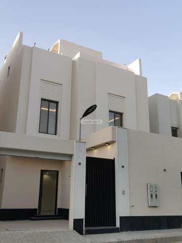 فيلا 398.4 متر مربع جنوبية على شارع 15م العارض، شمال الرياض، الرياض