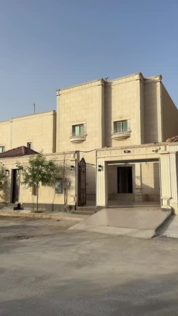 Villa 1237 SQM Facing West with 4 Bedrooms Al Hamra, East Riyadh, Riyadh 